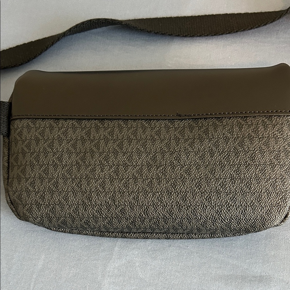 Michael Kors Black and Gray Belt Bag - Picture 3 of 4